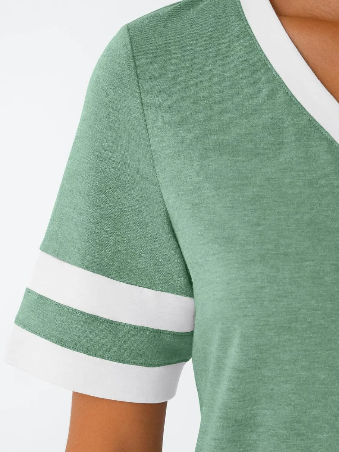 AUTOMET Women's Short Sleeve V Neck T Shirts Trendy Casual Spring Tops Summer Fashion Tees Basic Clothes