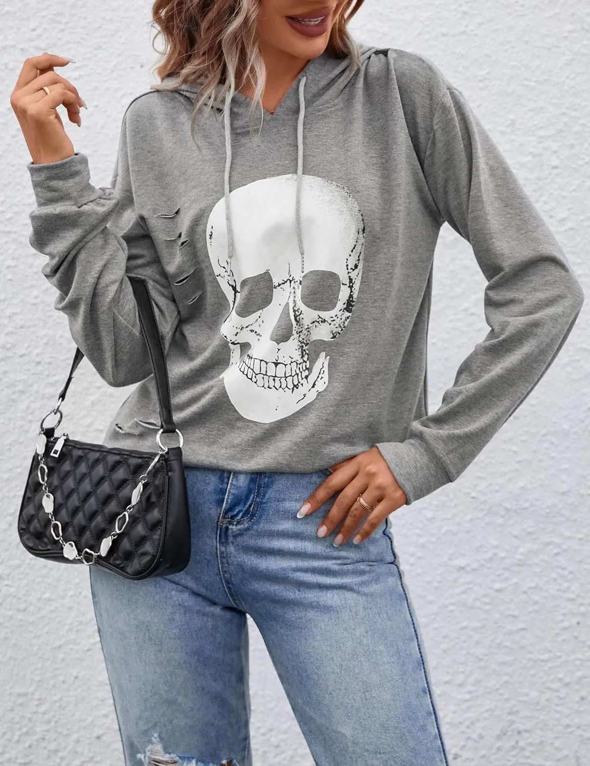 Blooming Jelly Women's Halloween Sweatshirts Skull Graphic T Shirts Long Sleeve Pullover Tops Gothic Fall Clothes 2024