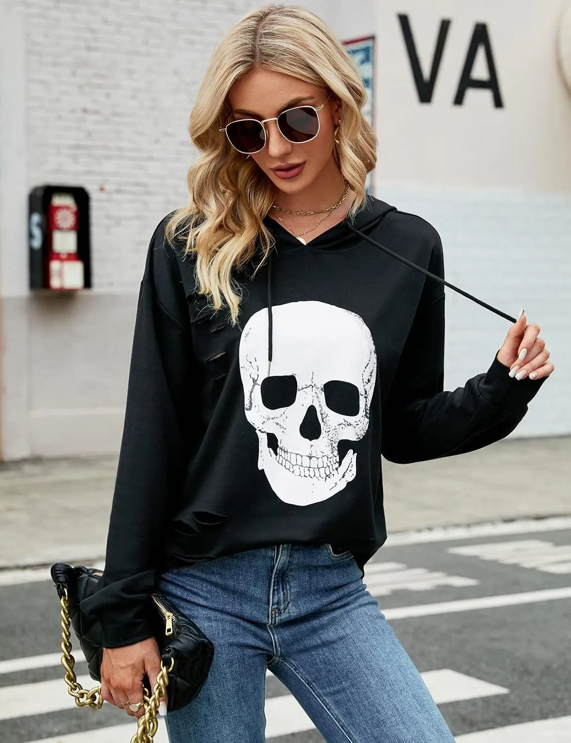 Blooming Jelly Women's Halloween Sweatshirts Skull Graphic T Shirts Long Sleeve Pullover Tops Gothic Fall Clothes 2024