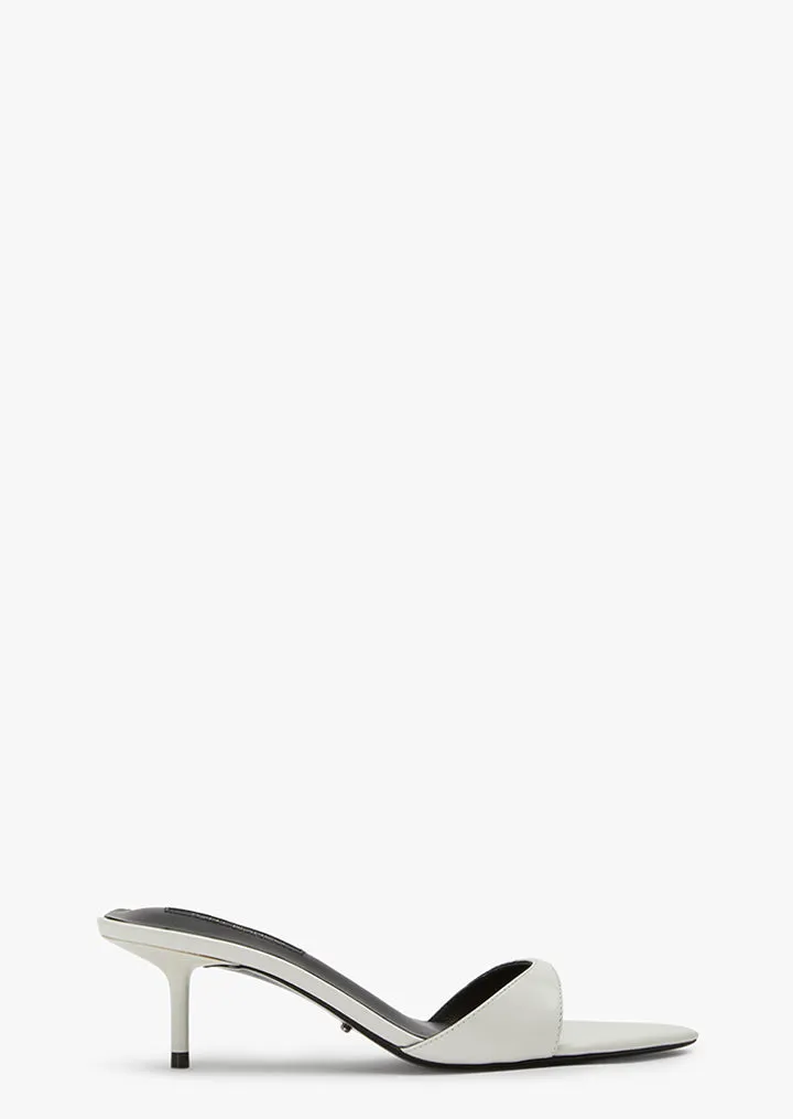 Fiesta White Hi Shine