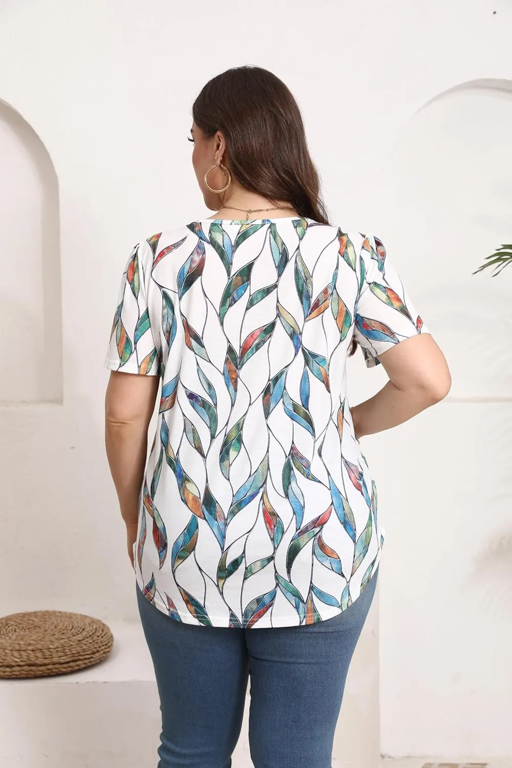 HBEYYTO Womens Plus Size Tops Short Sleeve Pleated T shirts Dressy Casual Scooped Neck Flowy Loose Floral Blouses 1X-5X