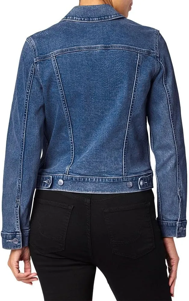 Levi Strauss Signature Gold Women's Original Trucker Jacket (Standard and Plus)