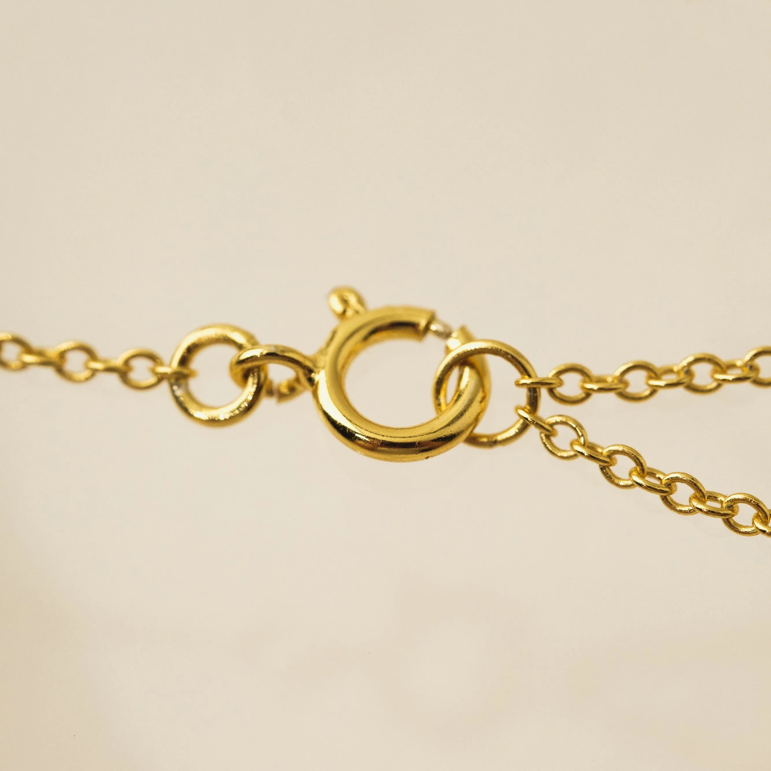 March Birthstone Fluted Necklace