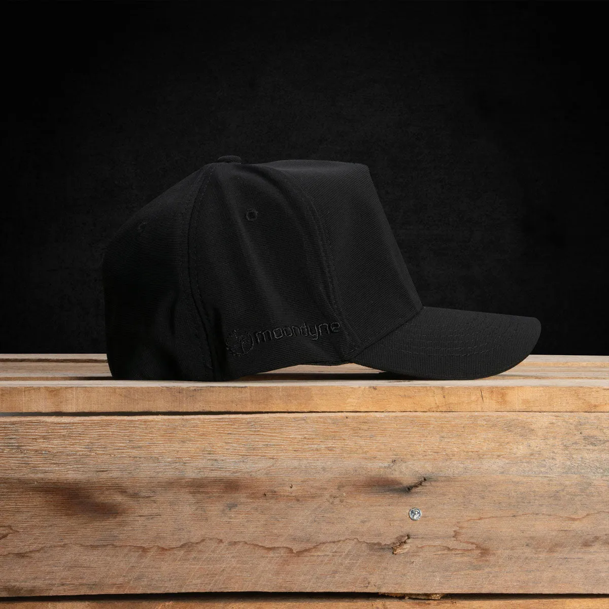MOONDYNE ELASTIC FIT CAP - MEDIUM