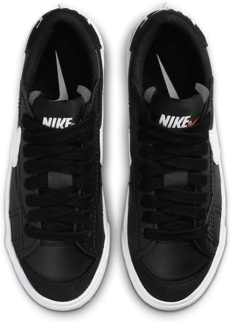 Nike Women's Blazer Low '77 Jumbo Trainers