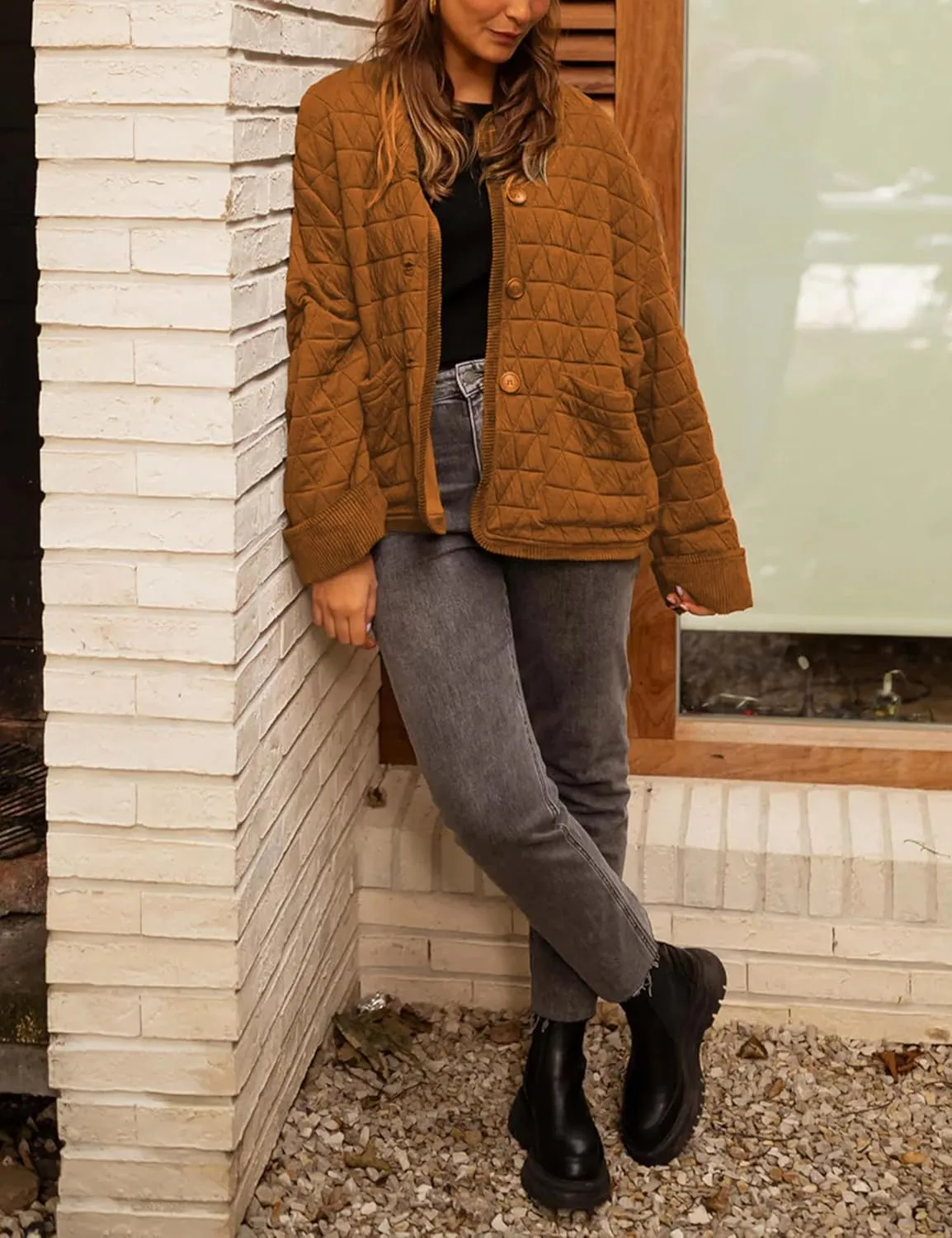 Quilted Jackets for Women Lightweight Button Down Long Sleeve Winter Padded Coat Puffer Jacket