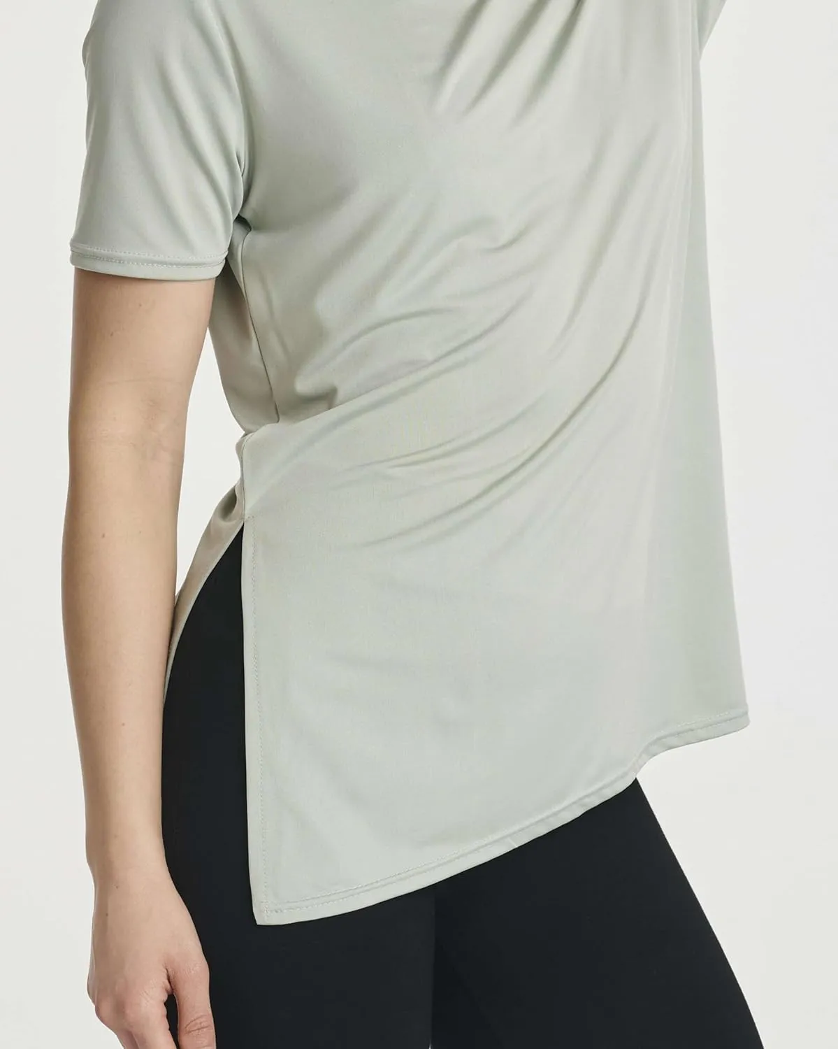 Real Essentials 5 Pack: Women's Short Sleeve Active Workout T-Shirts - Dry Fit Gym Tops with Split Hem (Plus Sizes)