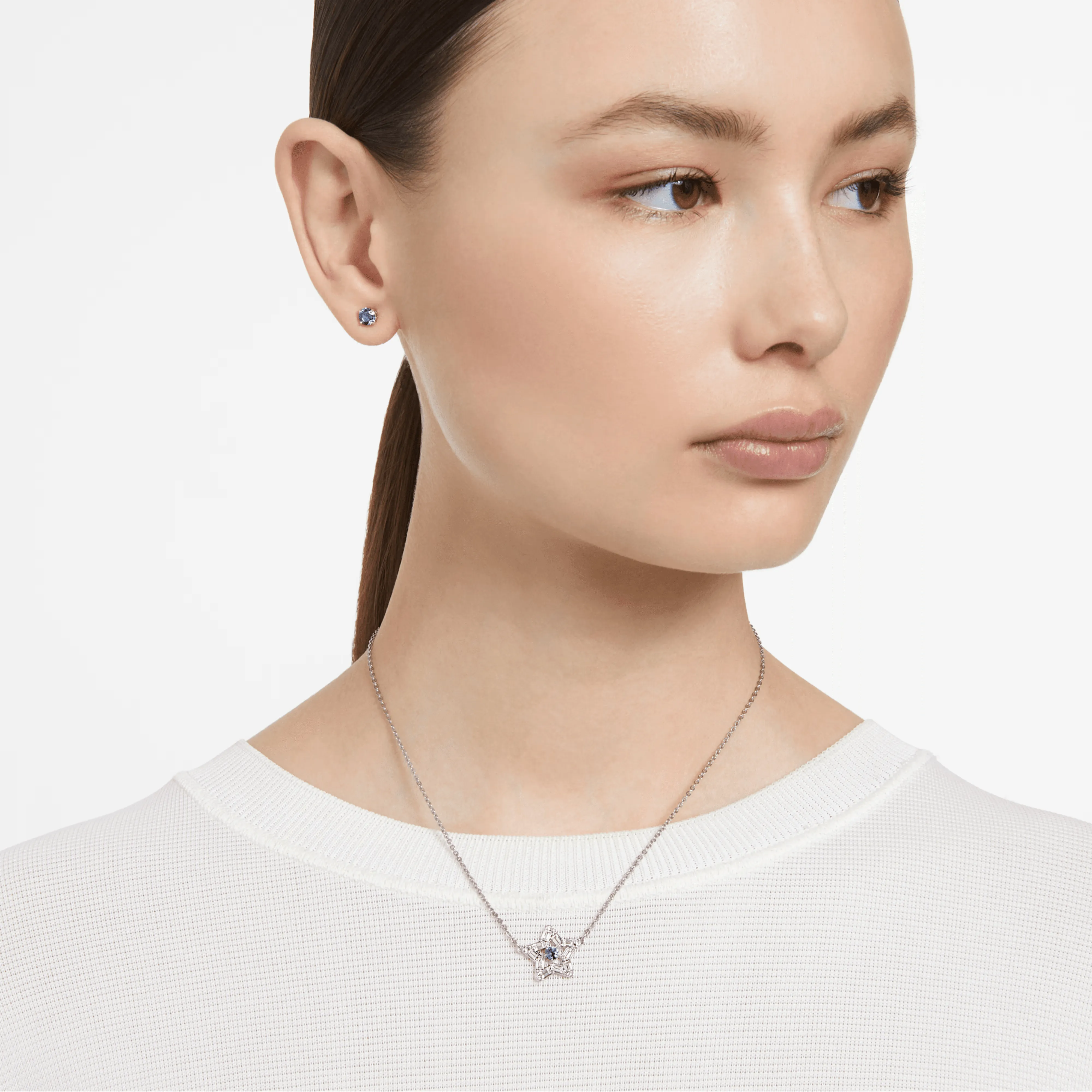 Sparkling Swarovski Stella Star Pendant Necklace in Blue with Rhodium Plating - Model 5639186