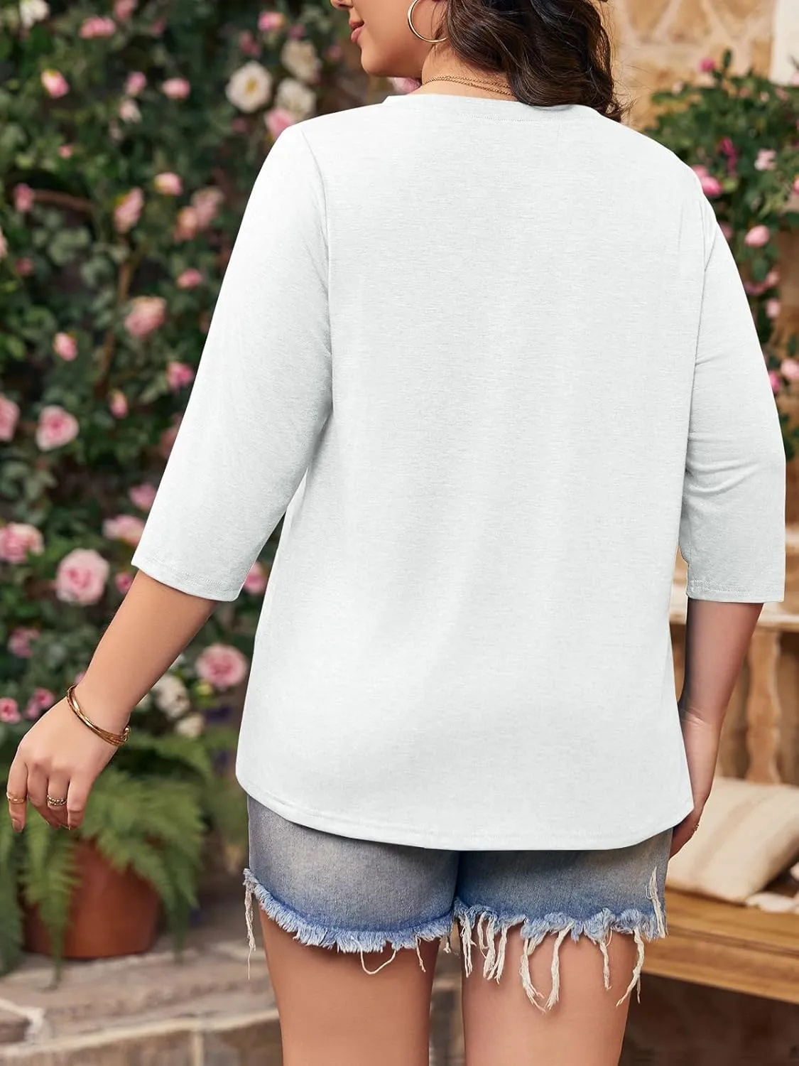 Tankaneo Women Plus Size Tops V Neck 3/4 Sleeve Casual T Shirts Loose Basic Tunic Tees
