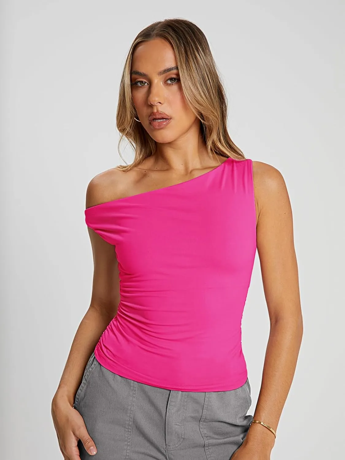 Trendy Queen Womens Summer Off The Shoulder Tops Going Out T Shirts Crop Tank Top Fashion Clothes Spring Outfits 2025