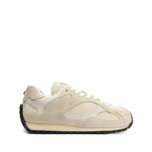 Wave 70 Suede Sneaker