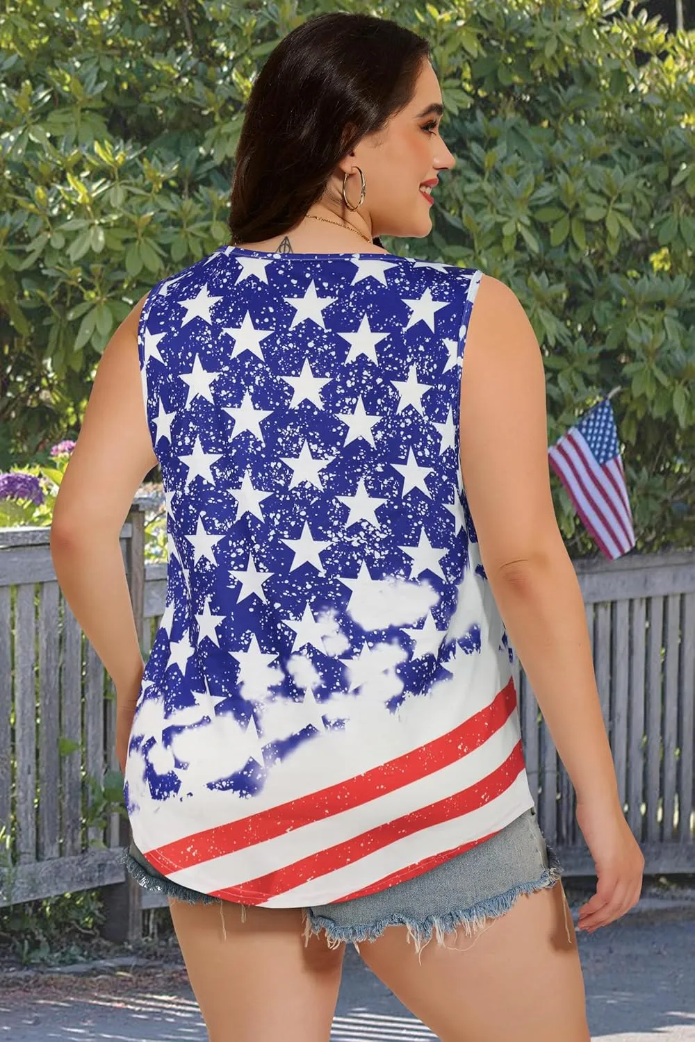 Women Plus Size Tank Top Casual Summer Tops Loose Fit Sleeveless T Shirts Trendy Crewneck Tunic Tees